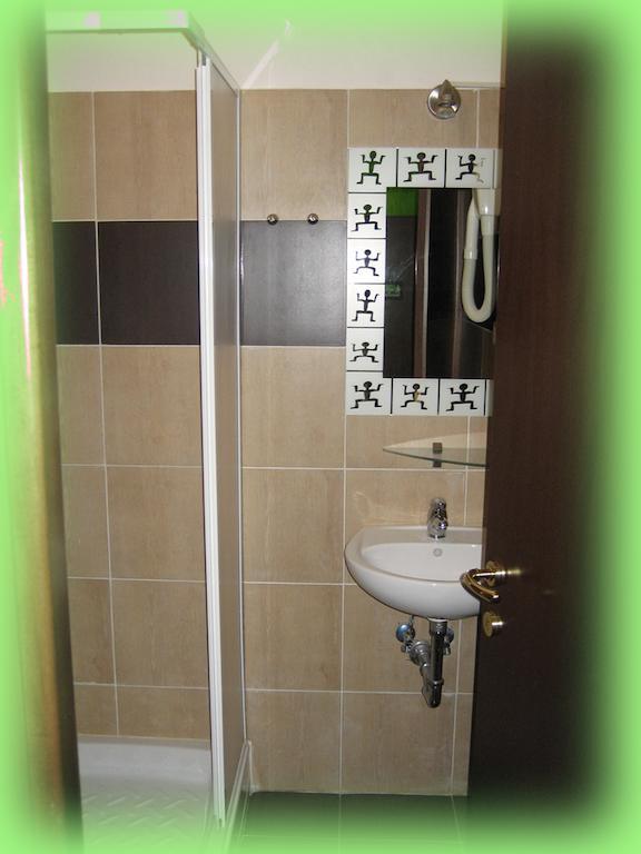 Bed and Breakfast Bed A San Pietro Рим Номер фото